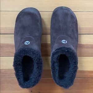 Merrell insulated clogs
